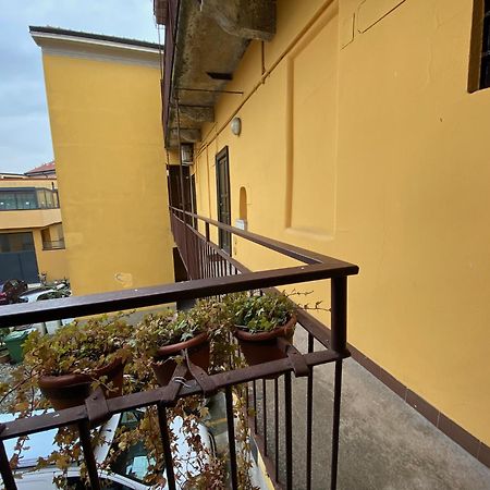 Monolocale Morimondo 1 Mailand Exterior foto
